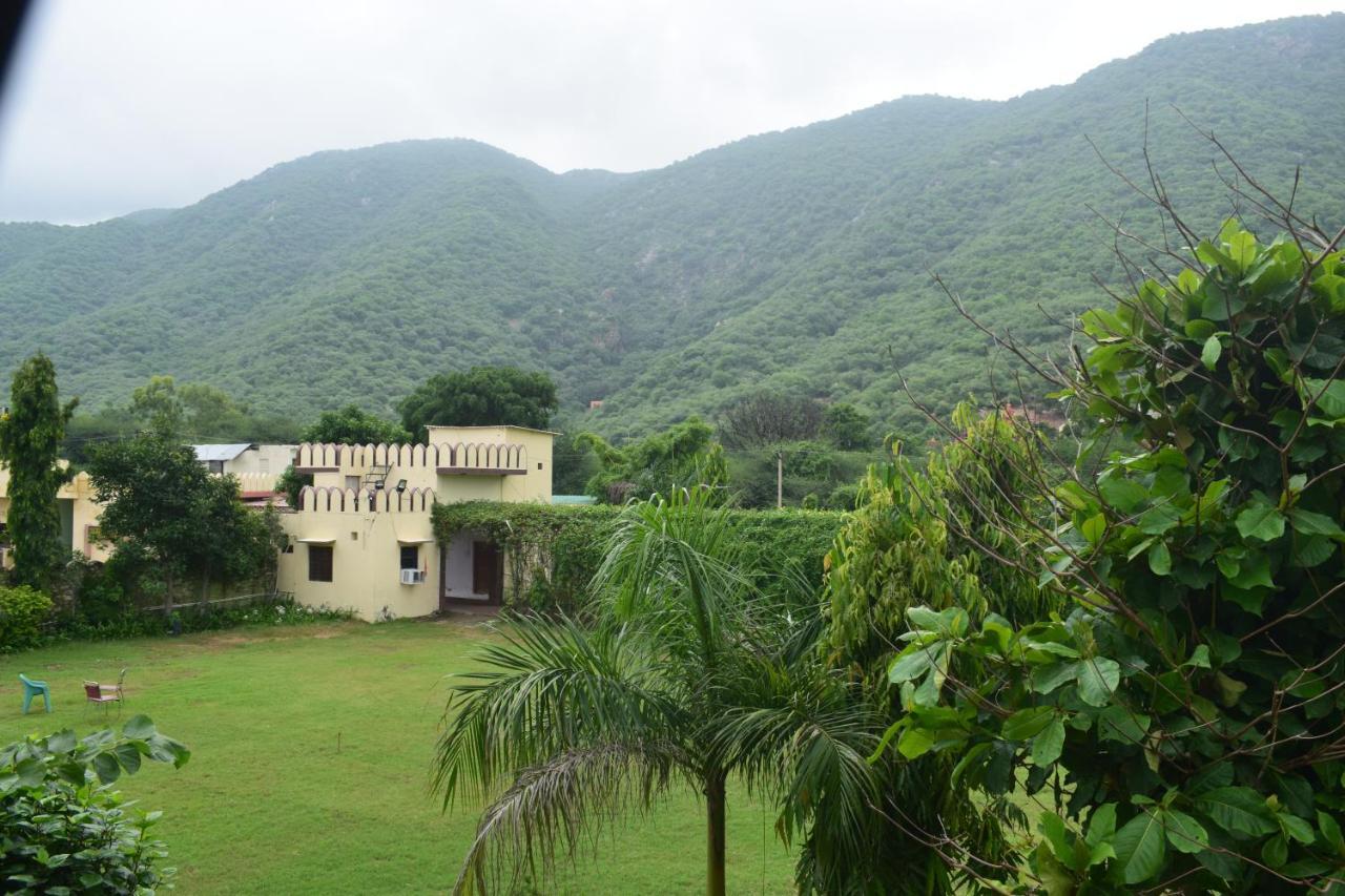 Hotel Pushkar Heritage Esterno foto